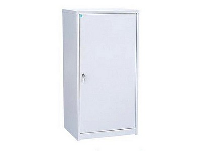 Шкаф металлический «одностворчатый трехполочный»